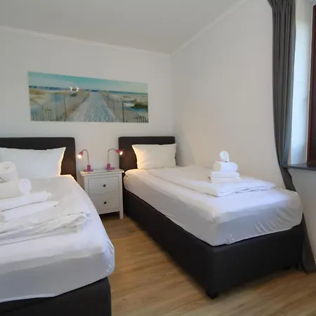 Kaeptn-christiansen-app-42